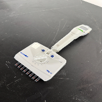 Eppendorf MoveIt 1200 uL Multichannel Pipette image 1